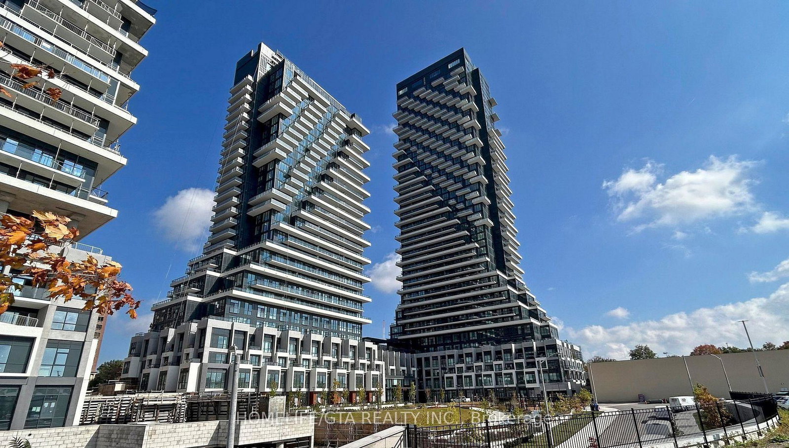 20-inn-on-the-park-drive-north-york-ontario-c12944418