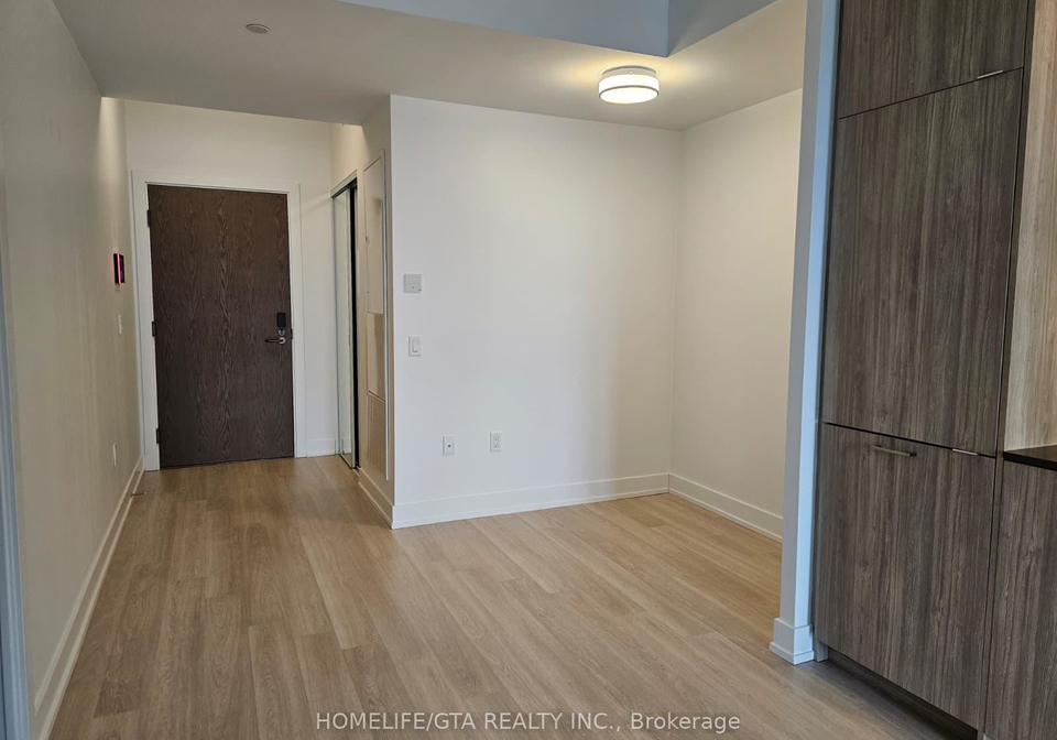 20-inn-on-the-park-drive-north-york-ontario-c12944418