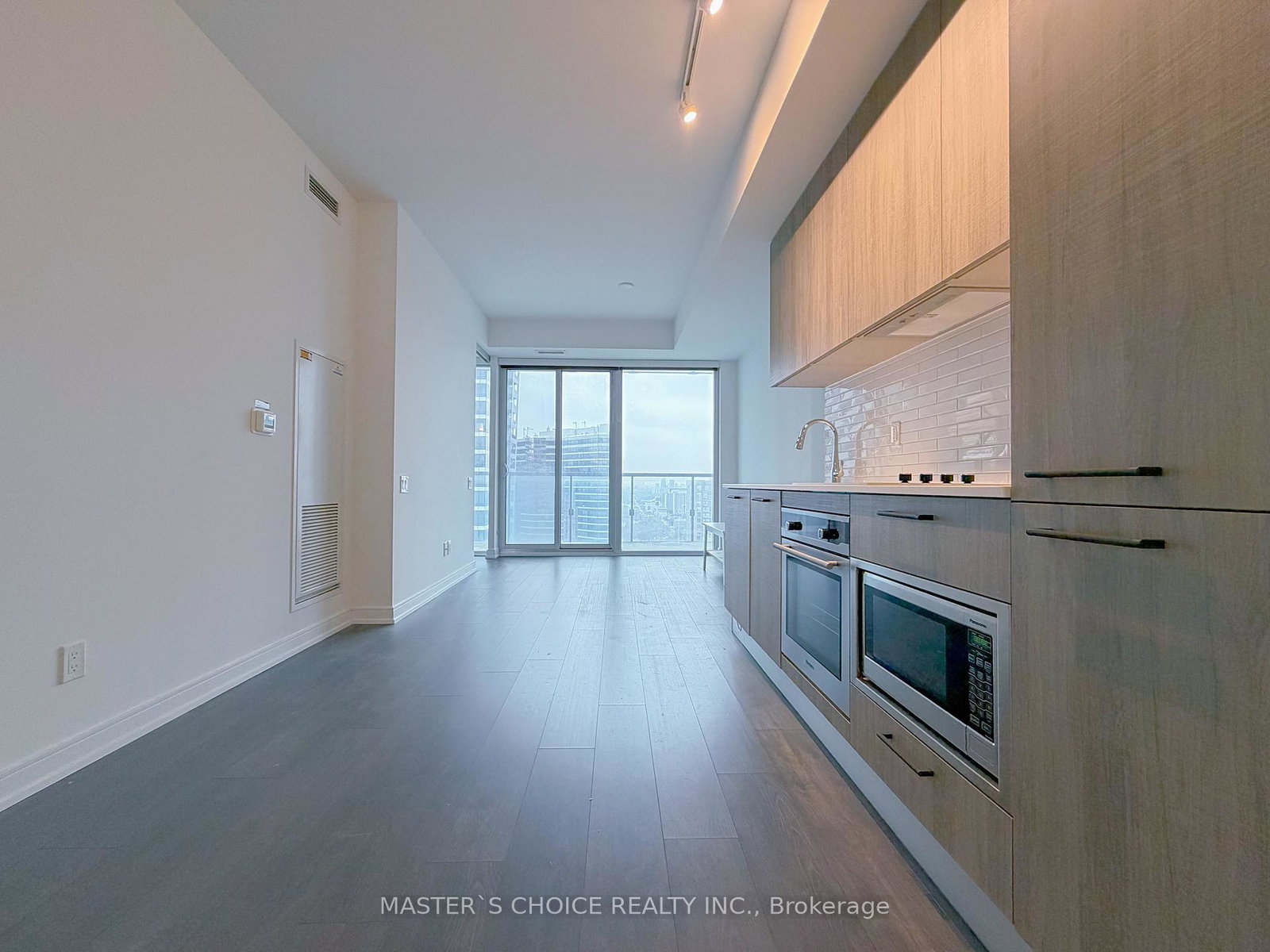 3-gloucester-street-toronto-ontario-c12944548