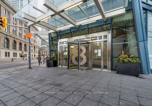 8-the-esplanade-avenue-toronto-ontario-c12944594