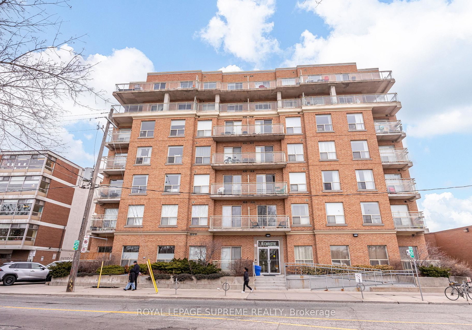 11-christie-street-toronto-ontario-c12944620