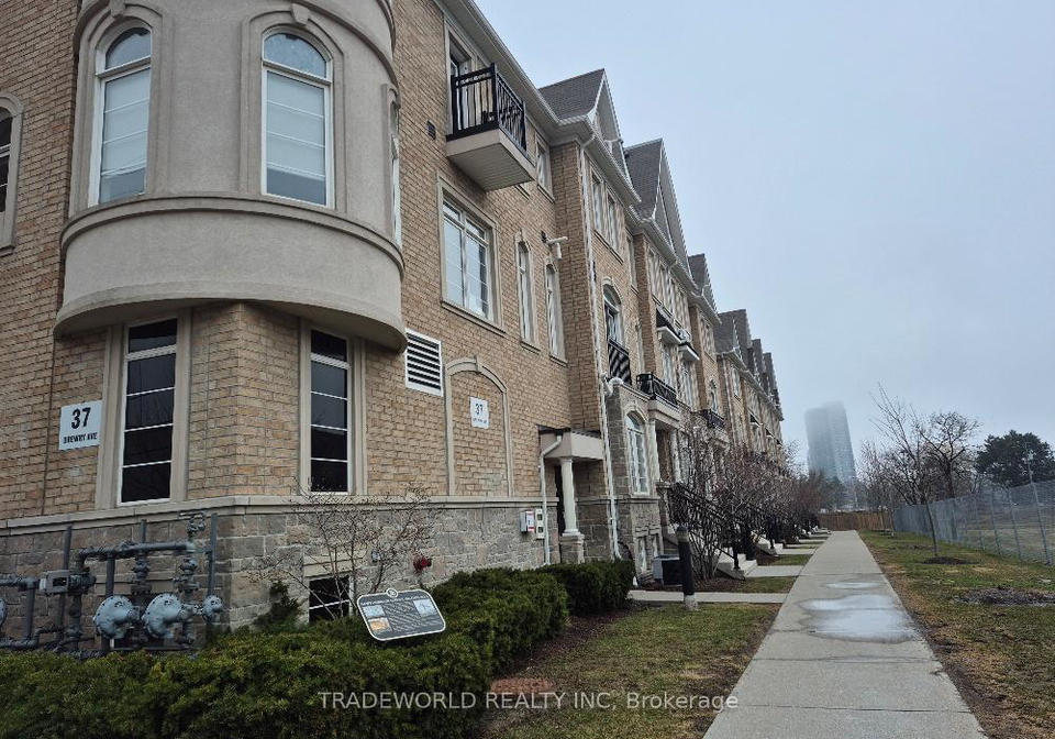37-drewry-avenue-toronto-ontario-c12944678