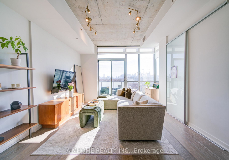 8-gladstone-avenue-toronto-ontario-c12944688