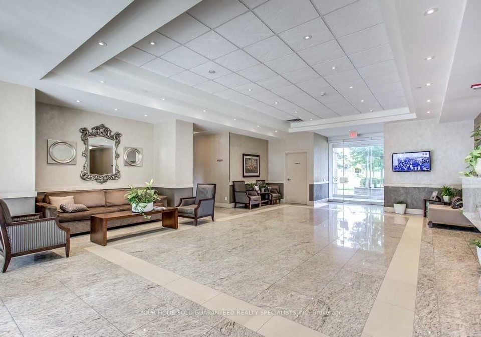 701-sheppard-avenue-w-toronto-ontario-c12944866
