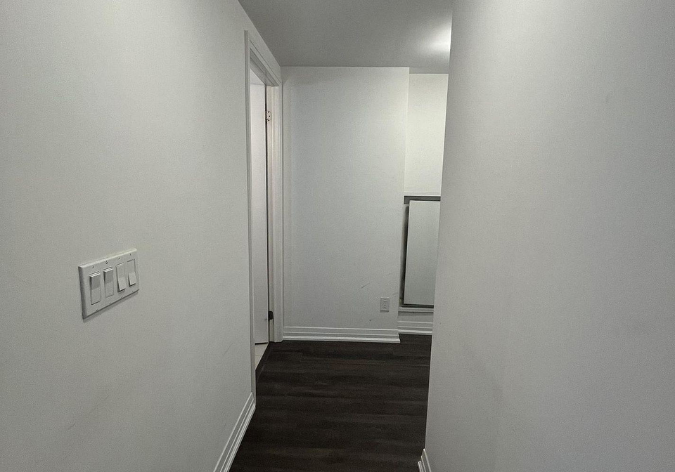 8-mercer-street-toronto-ontario-c12944878