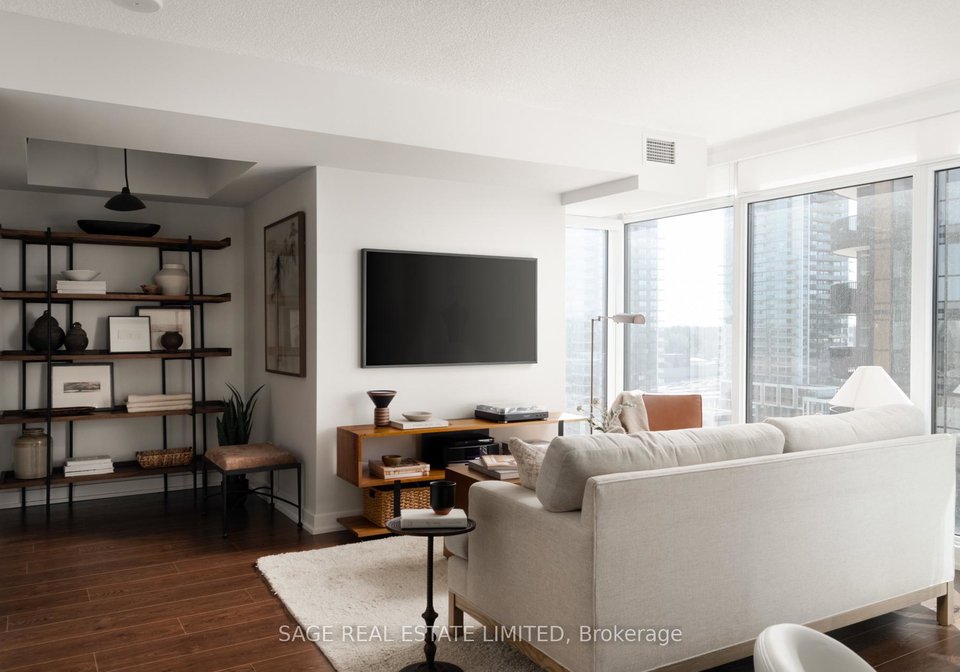 72-esther-shiner-boulevard-north-york-ontario-c12944926