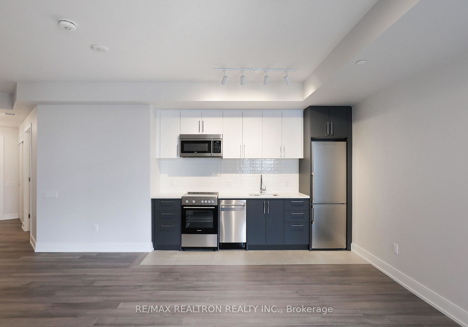 2525-bathurst-street-toronto-ontario-c12945036
