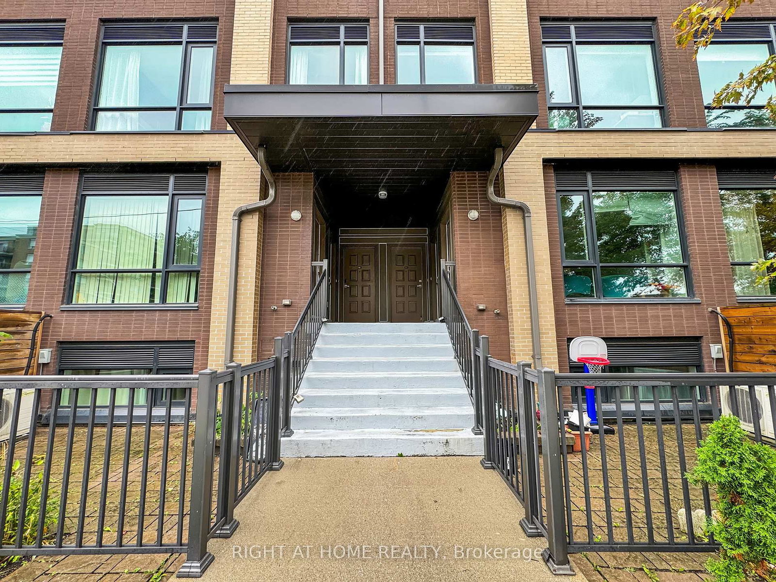 639-lawrence-avenue-w-toronto-ontario-c12945296