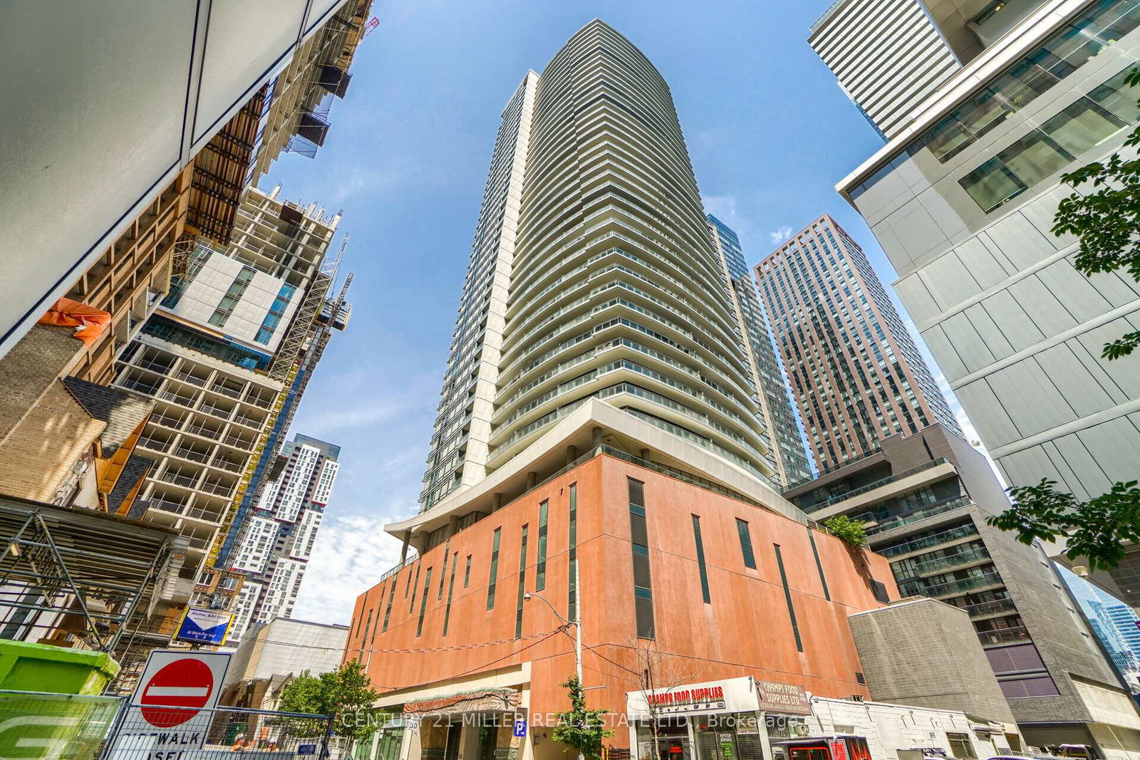 21-widmer-street-toronto-ontario-c12945684