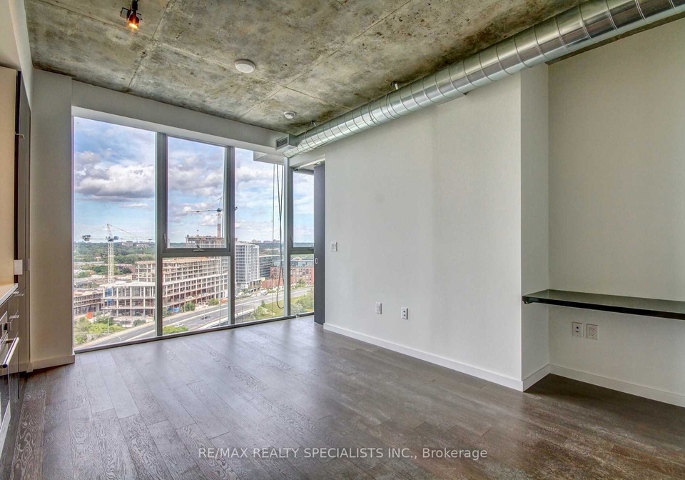 170-bayview-avenue-toronto-ontario-c12946182