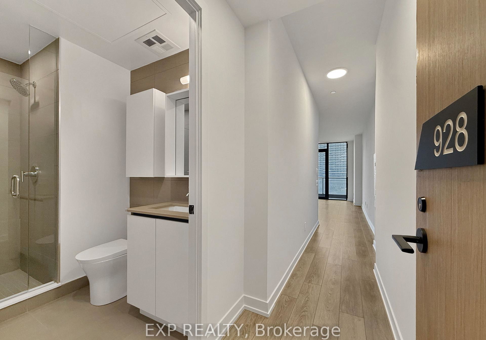 35-parliament-street-toronto-ontario-c12946202