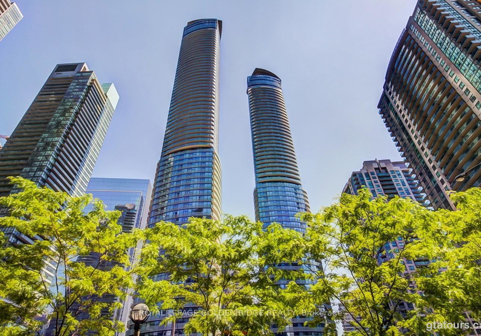 14-york-street-toronto-ontario-c12946410