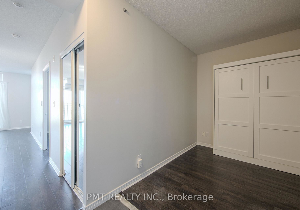 120-dallimore-circle-north-york-ontario-c12946638