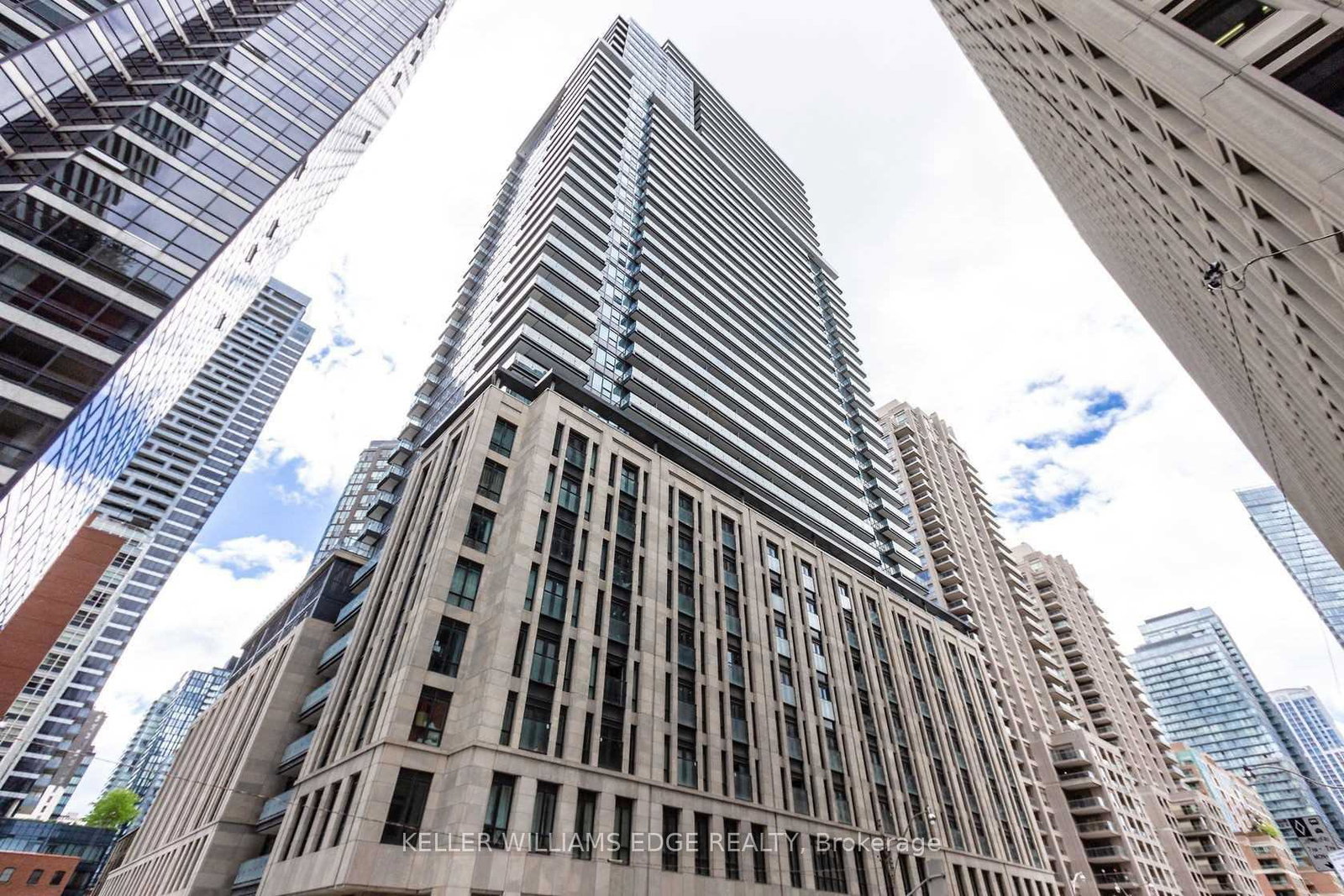 955-bay-street-toronto-ontario-c12946816