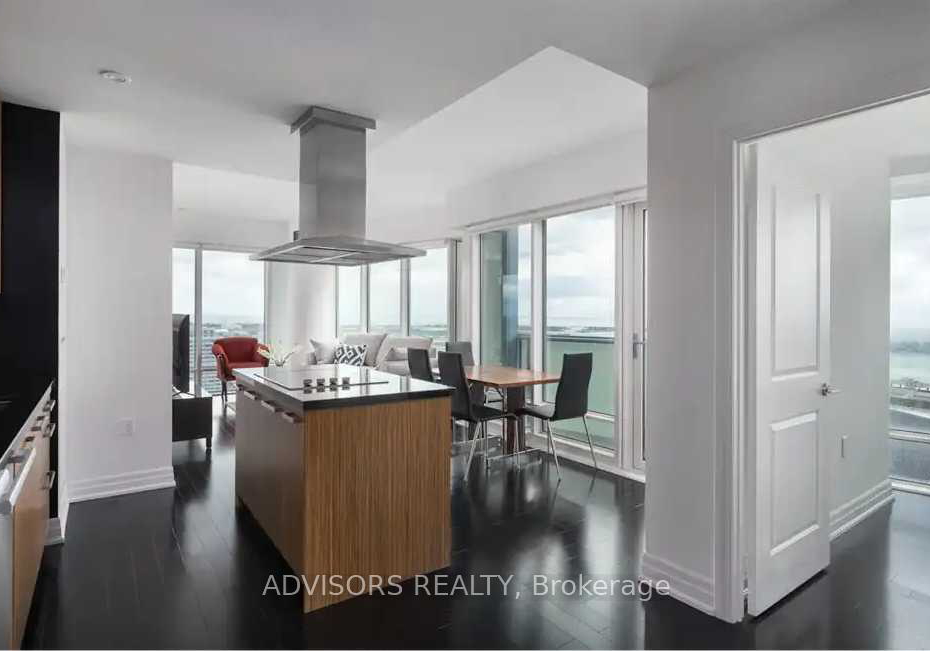 8-the-esplanade-avenue-toronto-ontario-c12947014