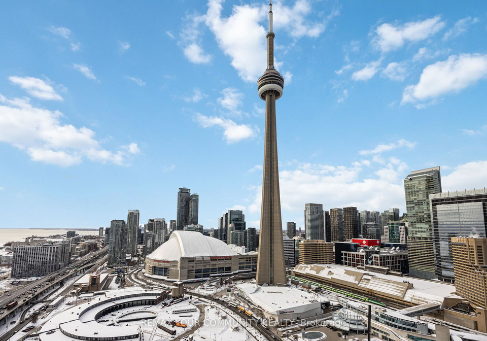 19-grand-trunk-crescent-toronto-ontario-c12947218