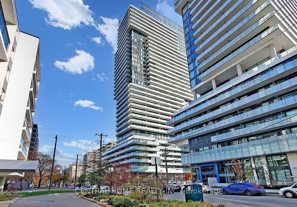 185-roehampton-avenue-toronto-ontario-c12947312
