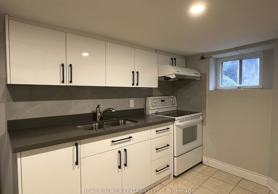129-wolseley-street-toronto-ontario-c12947412