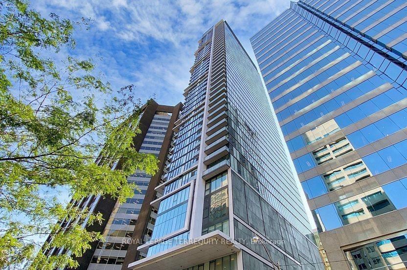 426-university-avenue-toronto-ontario-c12947432
