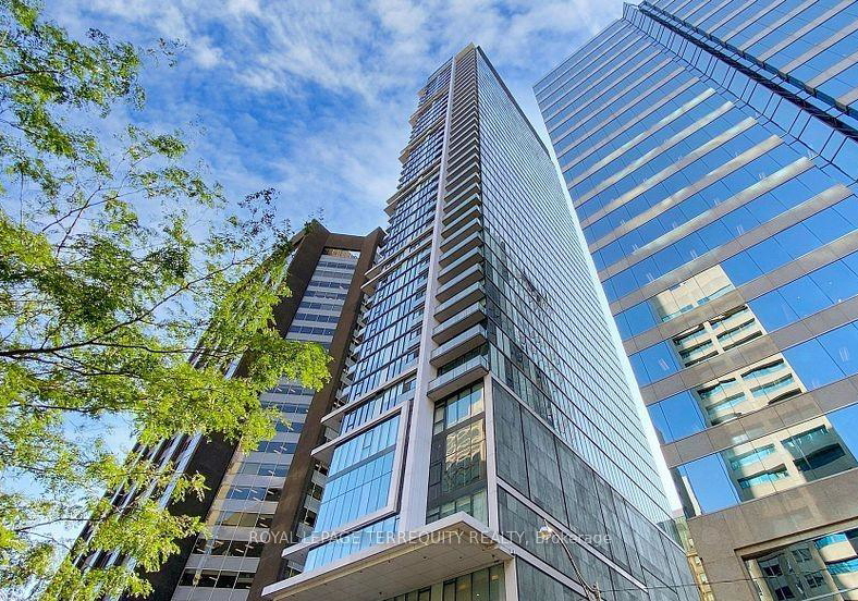 426-university-avenue-toronto-ontario-c12947432