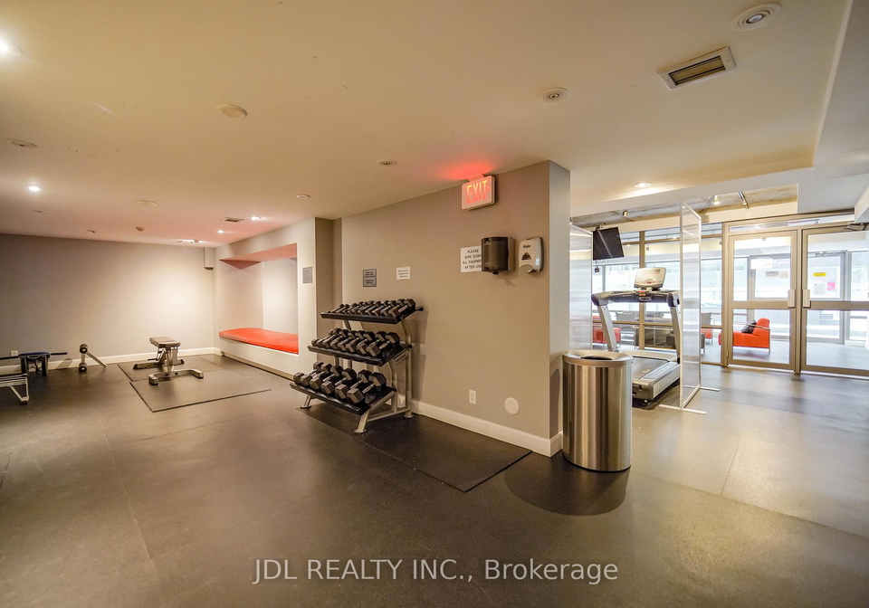 22-wellesley-street-e-toronto-ontario-c12947468