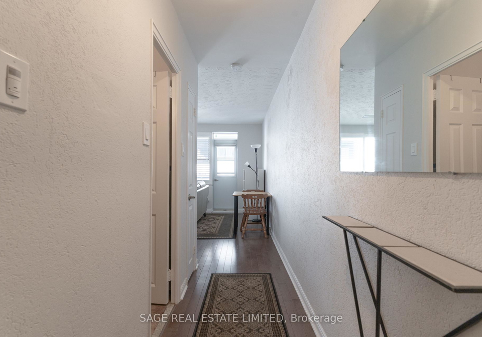 1901-bayview-avenue-e-east-york-ontario-c12947622