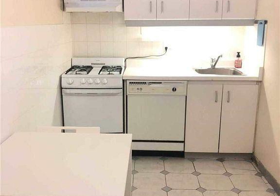 44-bellevue-avenue-toronto-ontario-c12948032