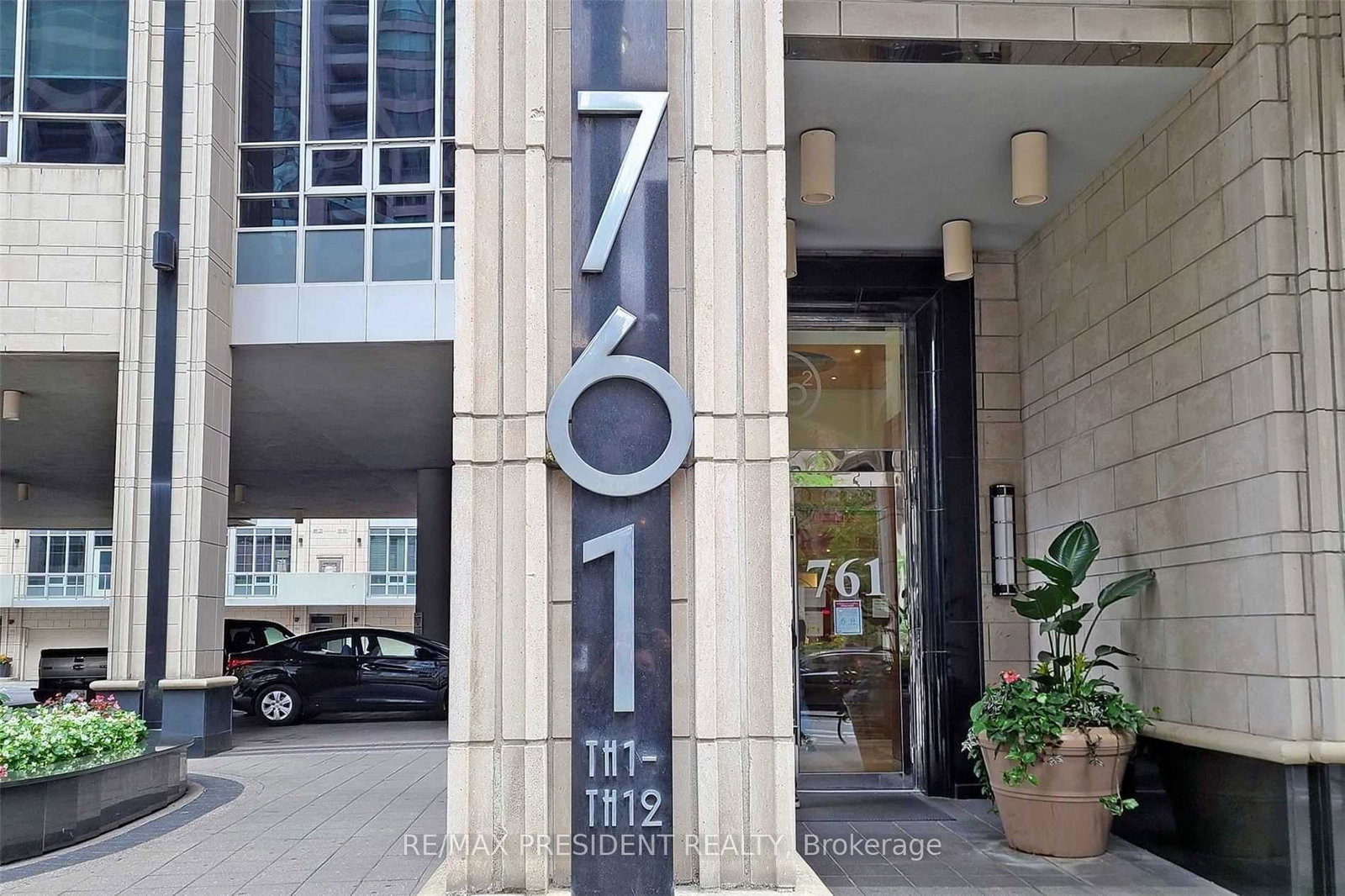 761-bay-street-toronto-ontario-c12948080