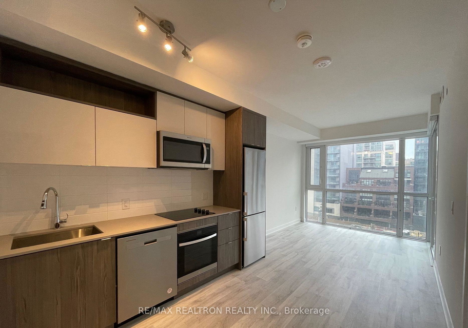 135-lower-sherbourne-street-toronto-ontario-c12948488