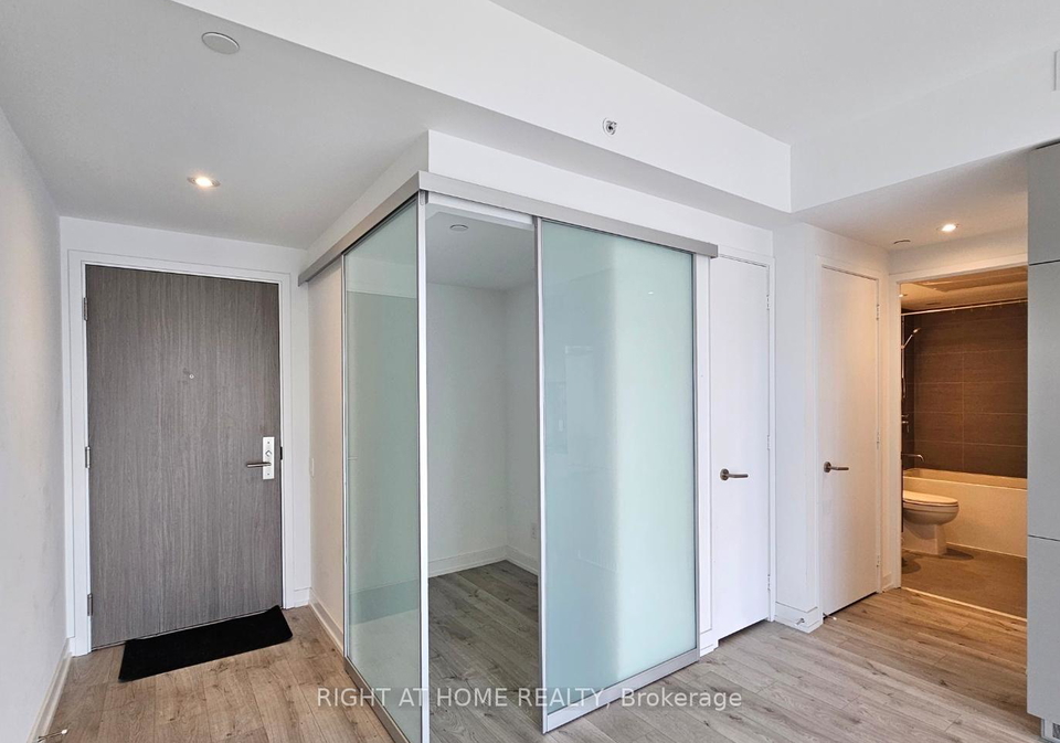 161-roehampton-avenue-toronto-ontario-c12948582