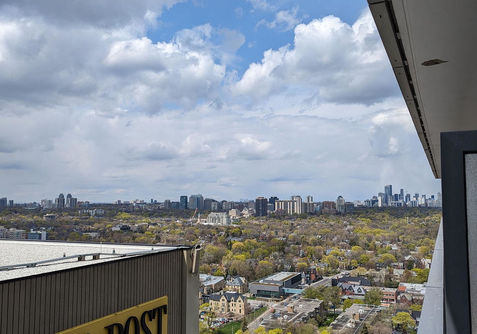 395-bloor-street-toronto-ontario-c12948624