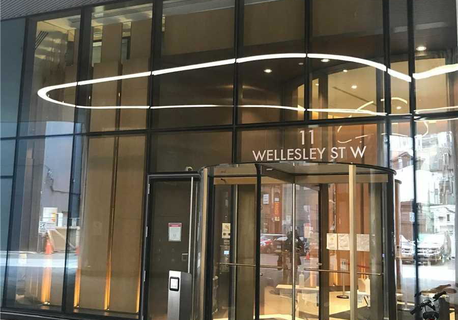 11-wellesley-street-w-toronto-ontario-c12948856