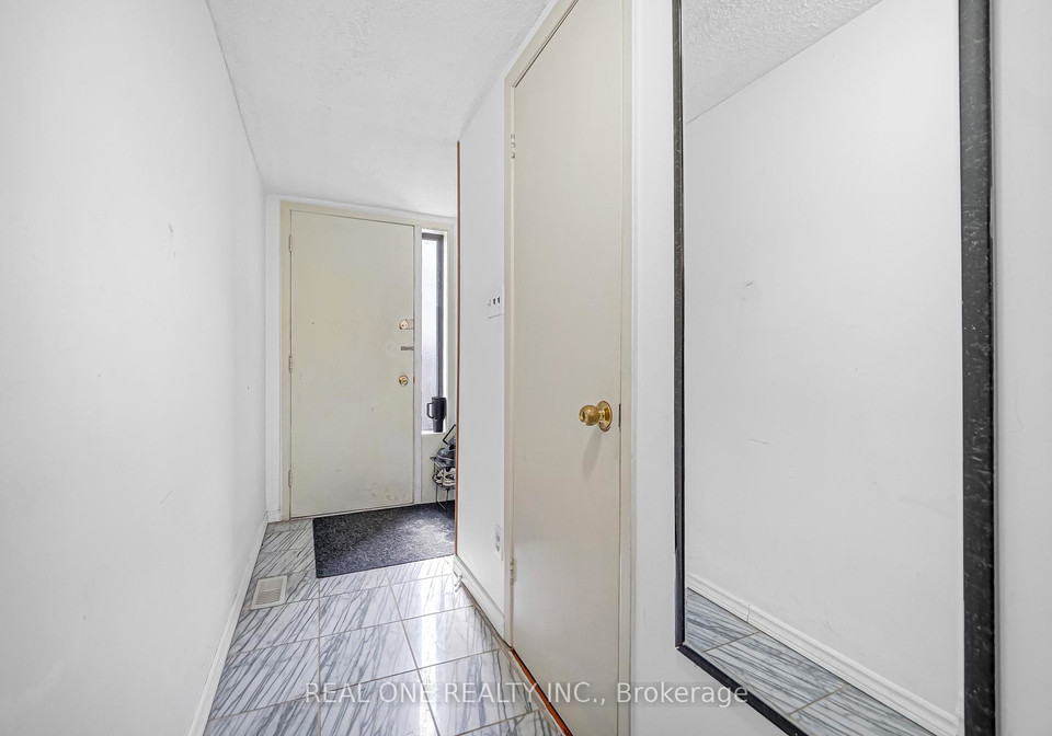133-jenny-wren-way-north-york-ontario-c12948880
