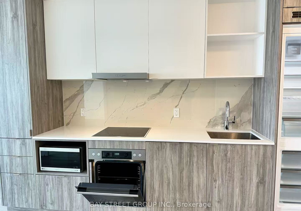 138-downes-street-toronto-ontario-c12948884