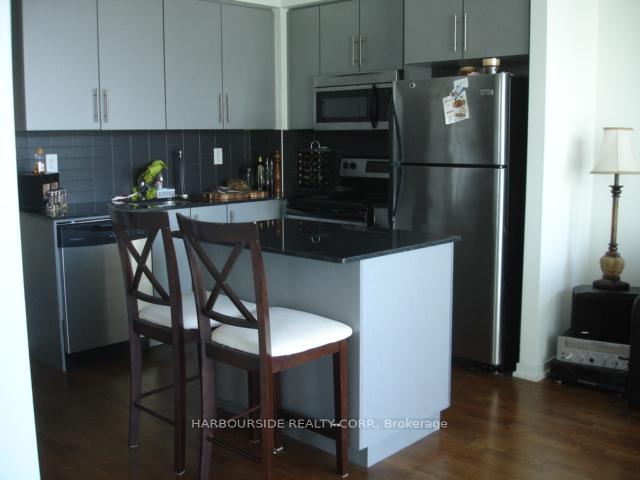 55-bremner-boulevard-toronto-ontario-c12949108