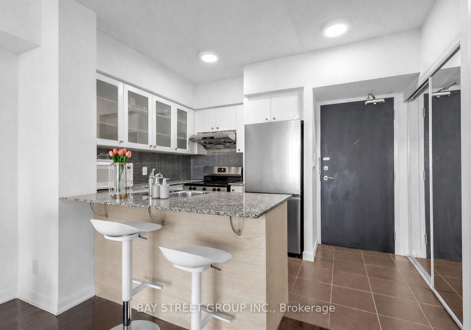 5791-yonge-street-north-york-ontario-c12949222