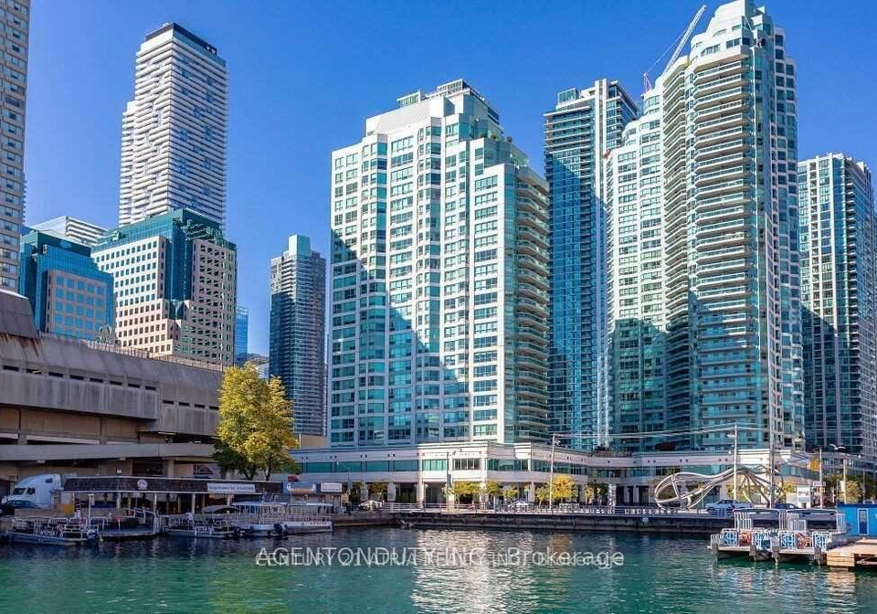 10-queens-quay-w-toronto-ontario-c12949248