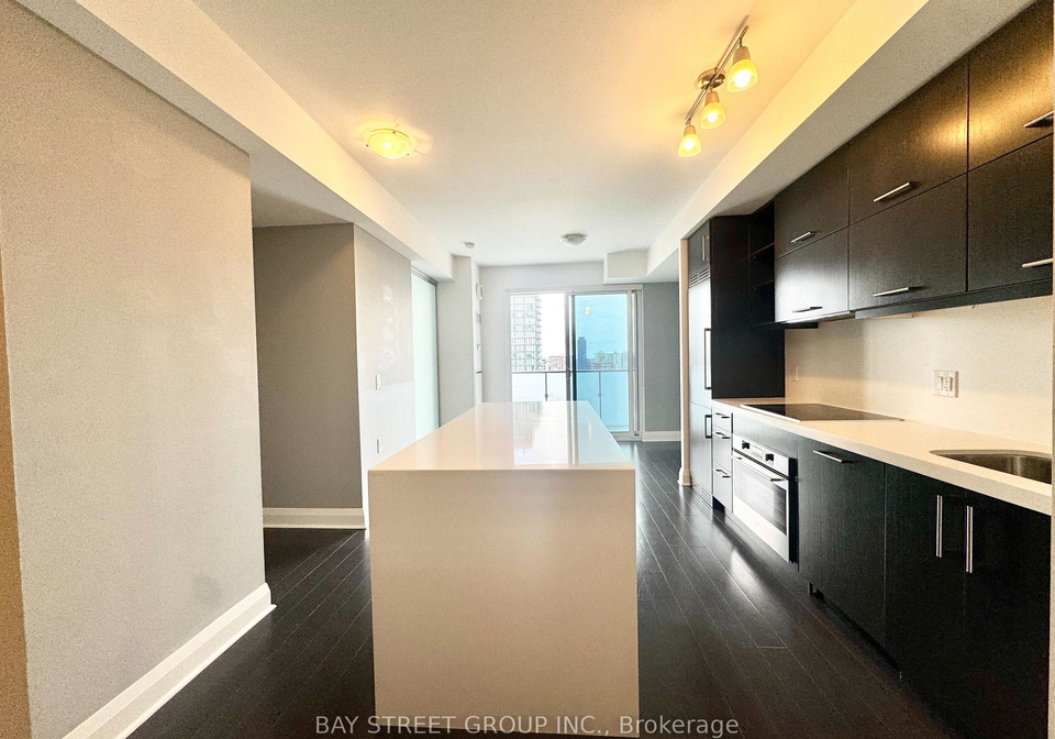 1080-bay-street-toronto-ontario-c12949546