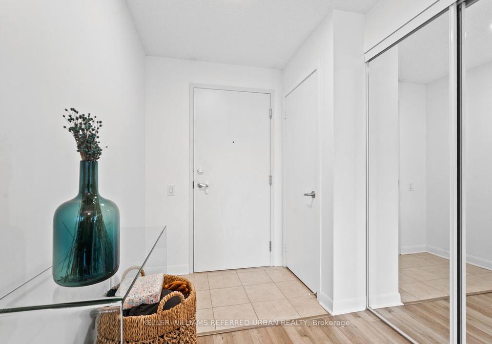 525-wilson-avenue-toronto-ontario-c12949628