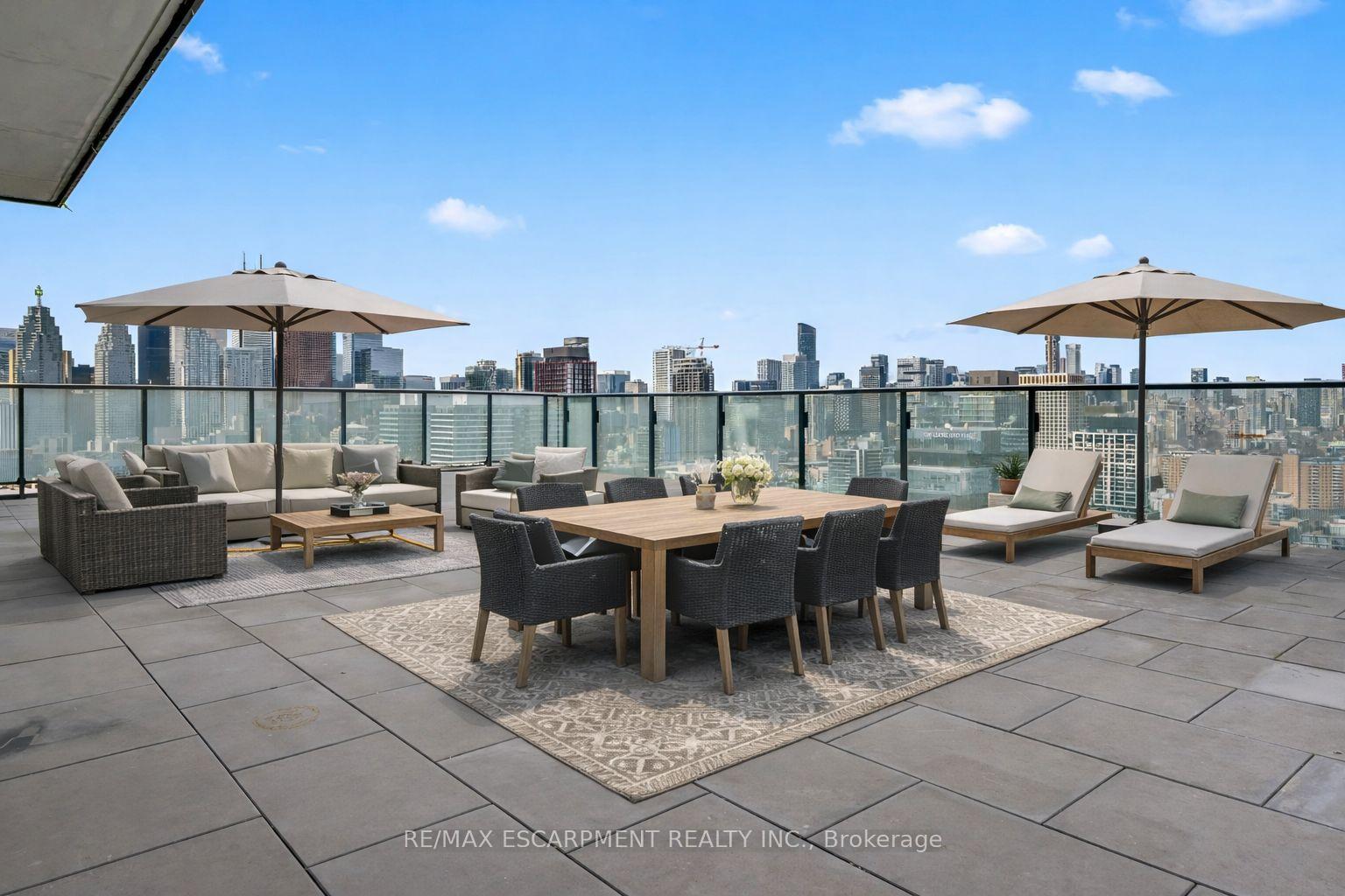 35-parliament-street-toronto-ontario-c12949946