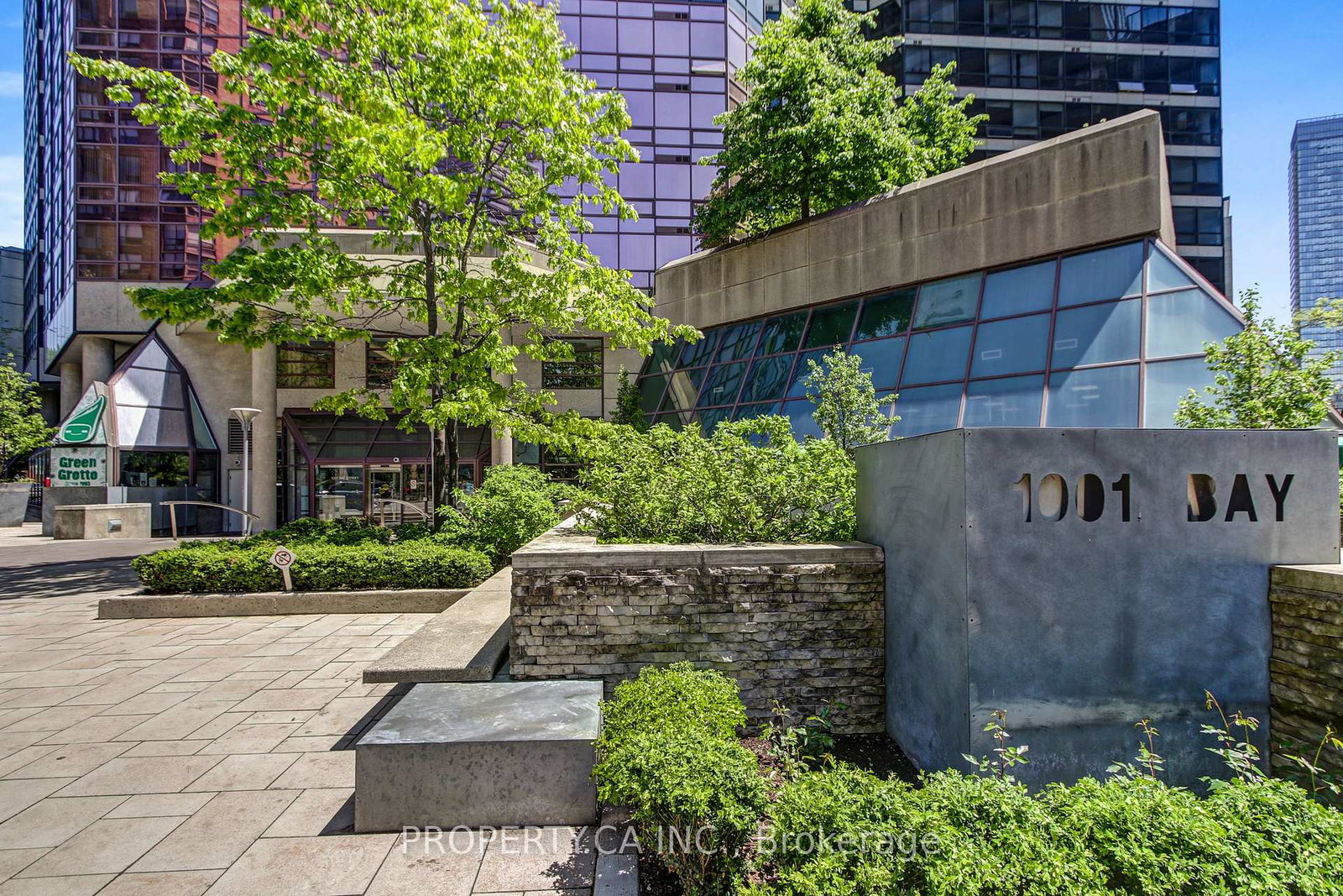 1001-bay-street-toronto-ontario-c12950004