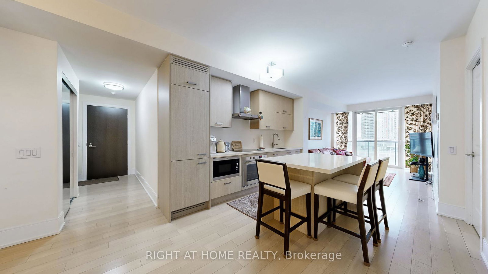 560-front-street-w-toronto-ontario-c12950104