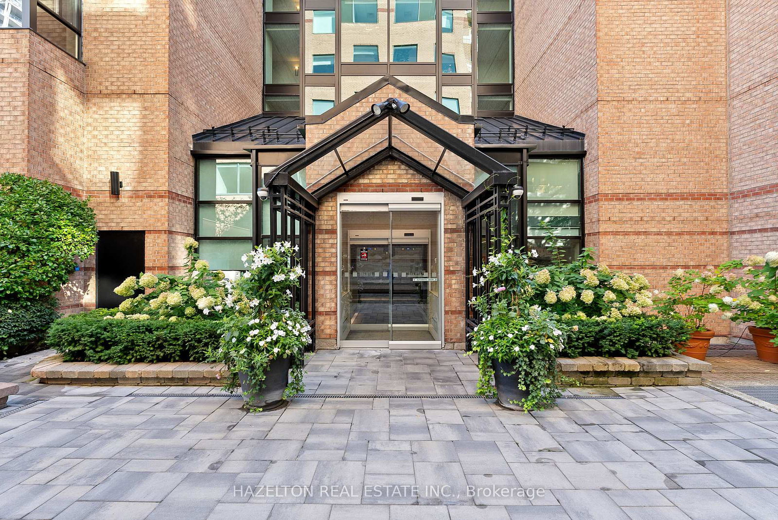 225-davenport-road-toronto-ontario-c12950148