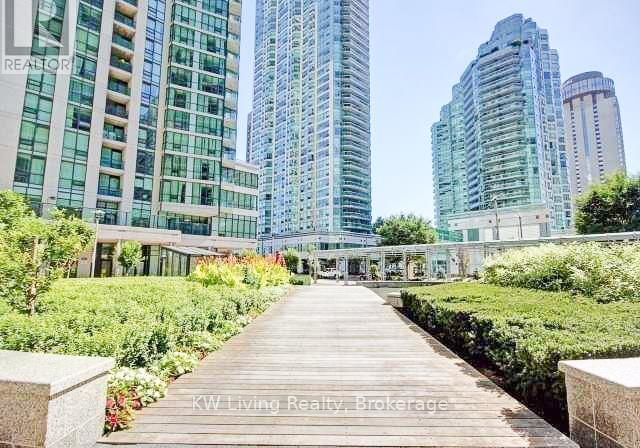 33-bay-street-w-toronto-ontario-c12950752