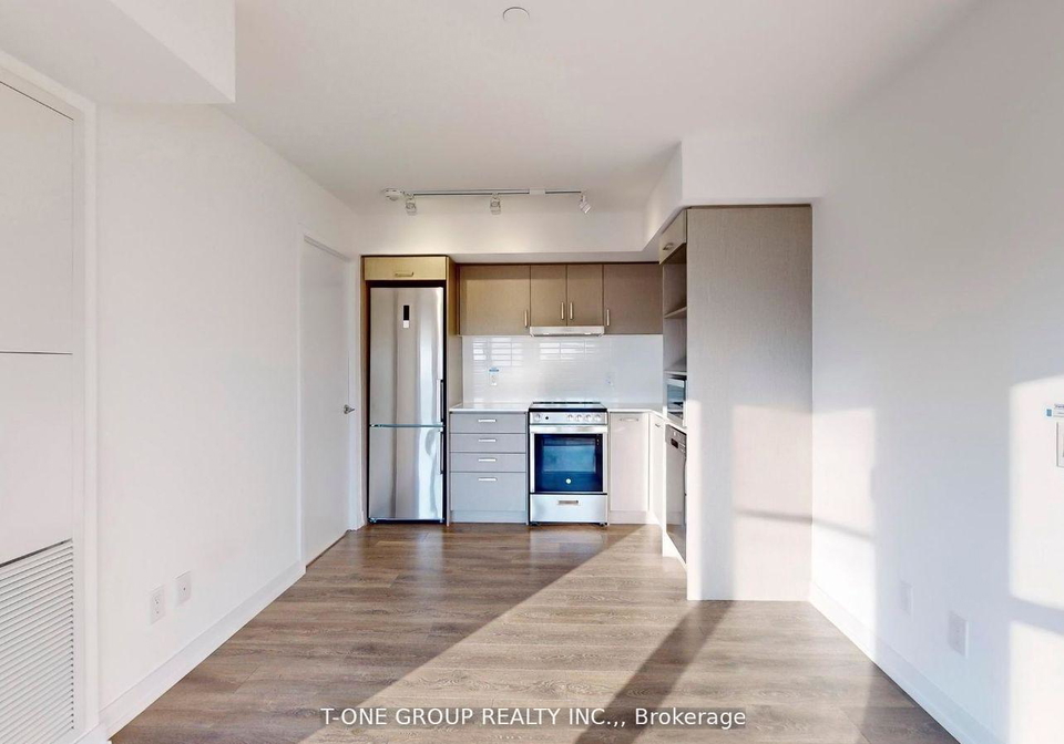 219-dundas-street-e-toronto-ontario-c12951066