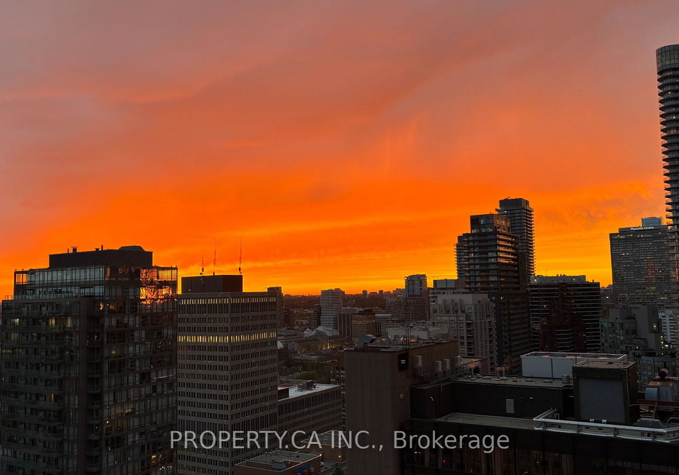 15-grenville-street-toronto-ontario-c12951270