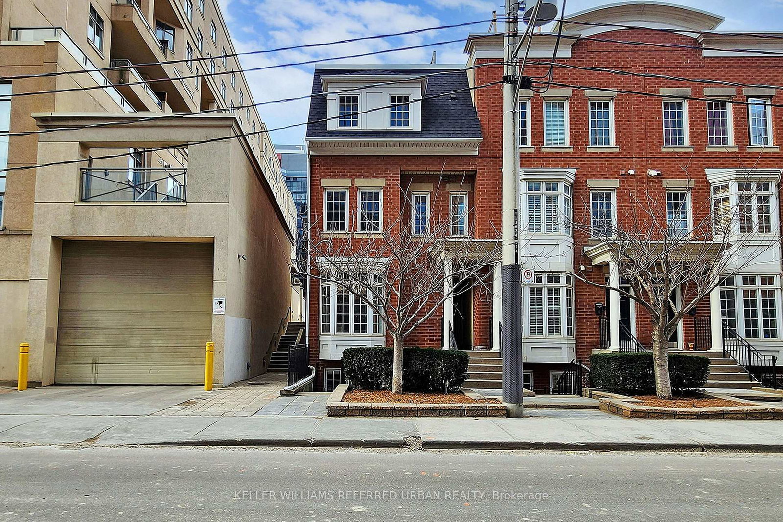 4a-portland-street-toronto-ontario-c12951638