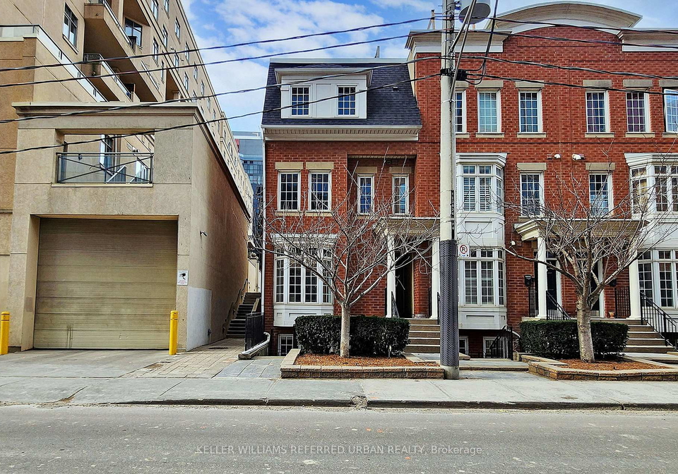 4a-portland-street-toronto-ontario-c12951638