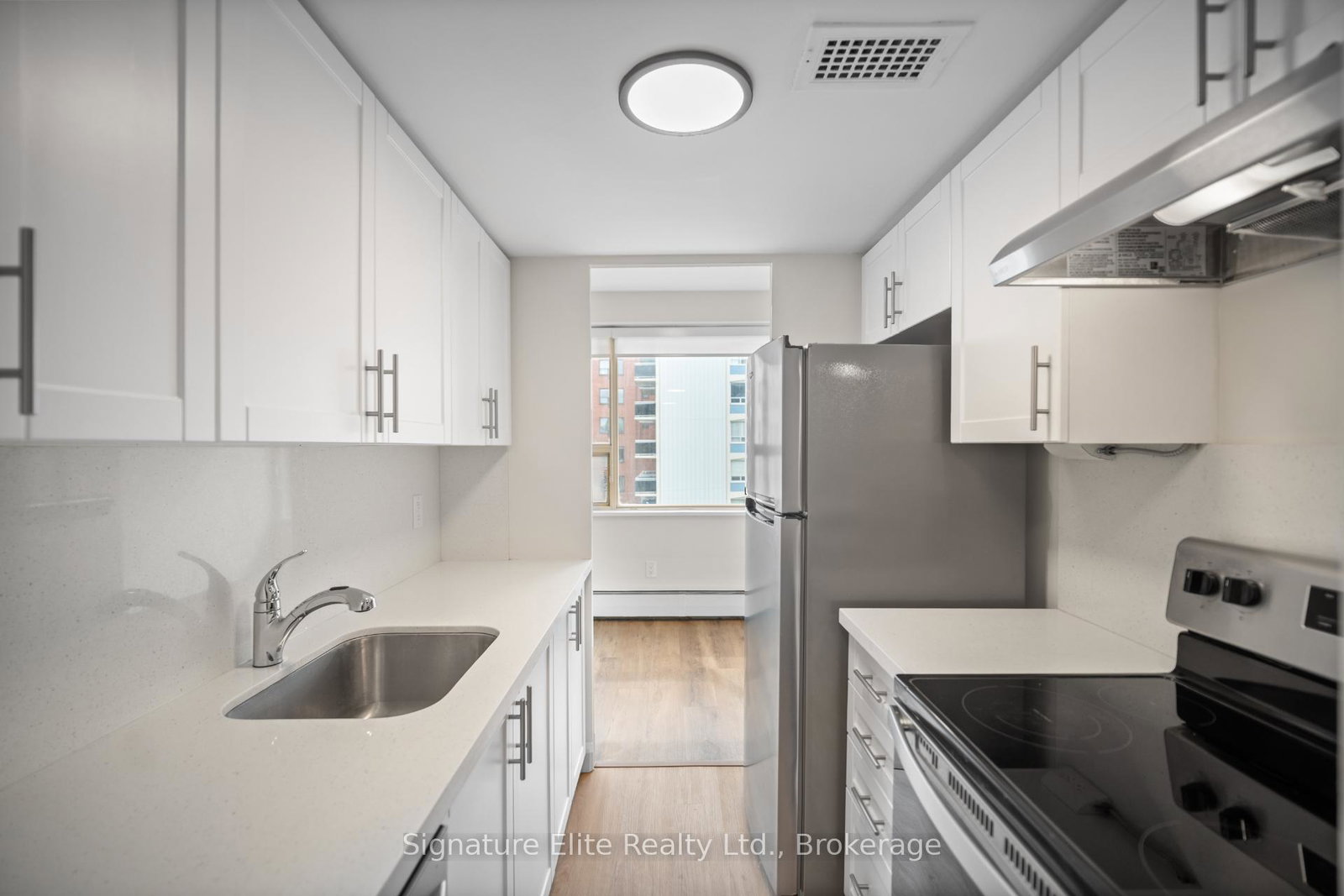 250-st-clair-avenue-w-toronto-ontario-c12952014