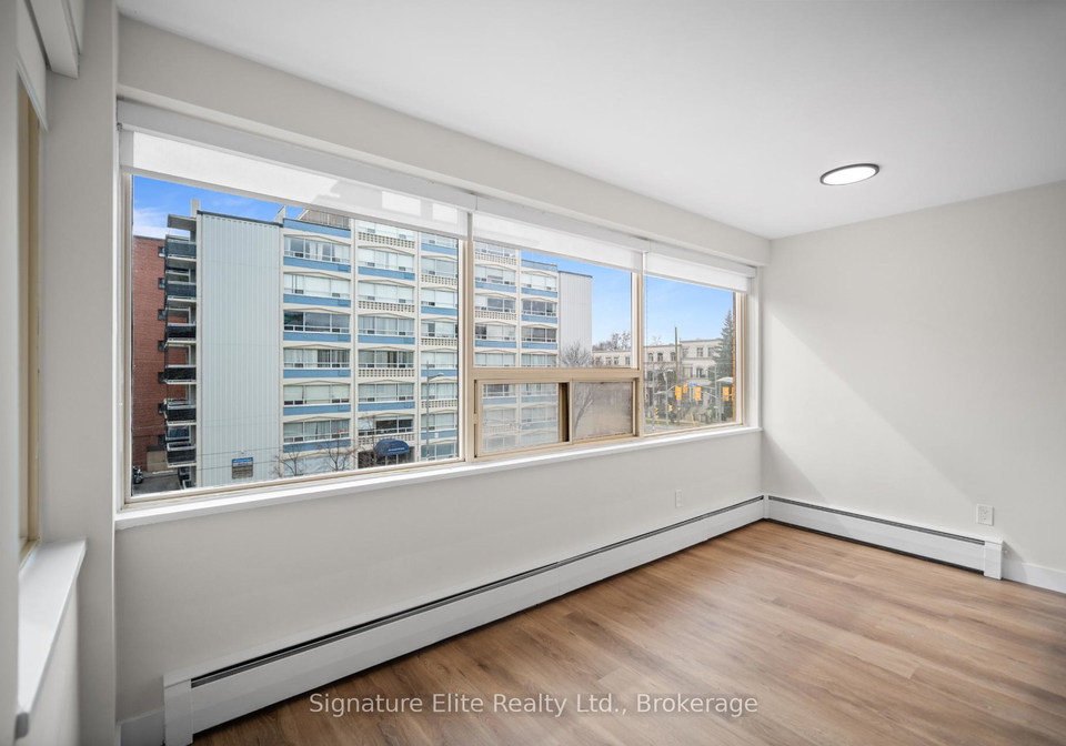 250-st-clair-avenue-w-toronto-ontario-c12952014